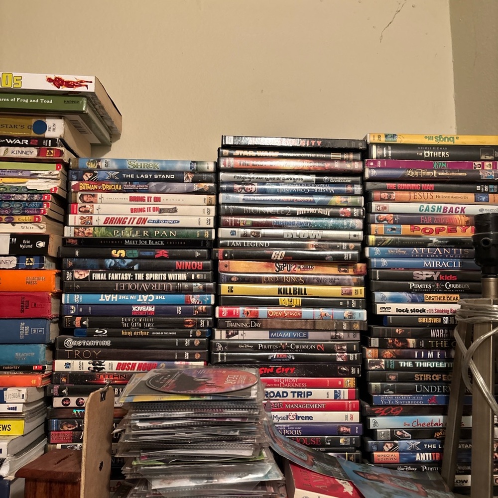 Large Collection of DVD & Blu-ray Movies - Mixed Titles Entertainment Bundle
